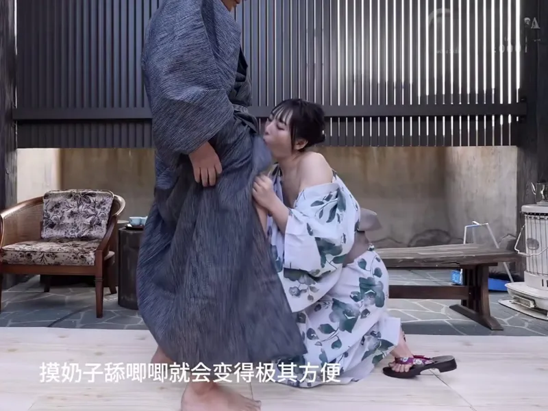 Cùng các bồ chơi đủ kiểu từ doggy cưỡi ngựa